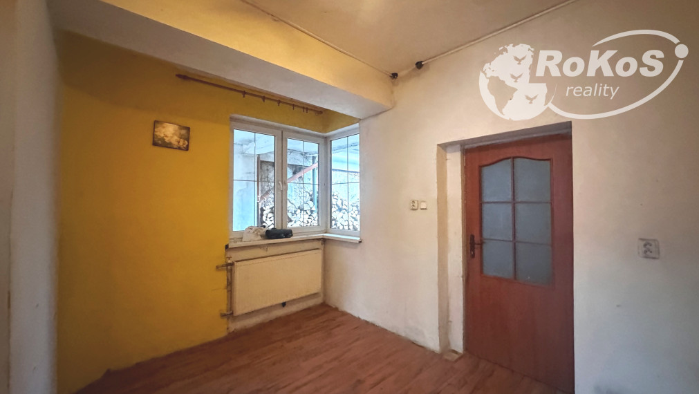 PREDAJ - Priestranný rodinný dom, Dobšiná