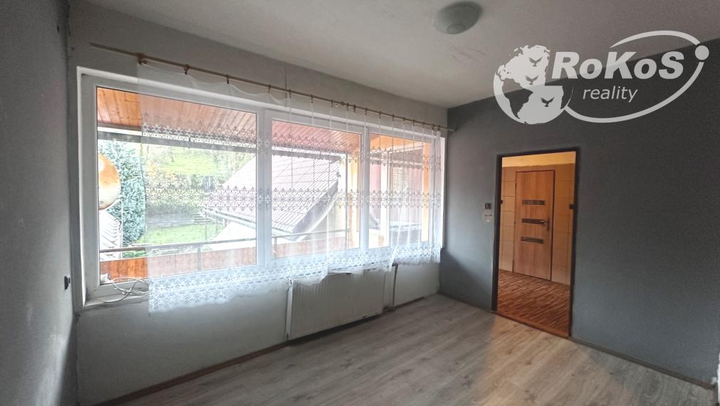 PREDAJ - Priestranný rodinný dom, Dobšiná