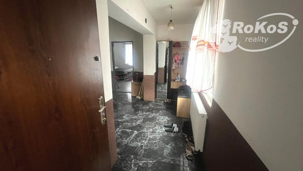 PREDAJ - Priestranný rodinný dom, Dobšiná