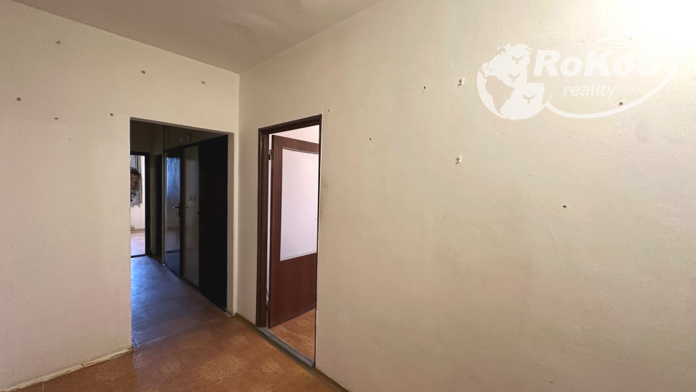 PREDAJ - 3izbový byt s balkónom, Edelényská ulica, Rožňava