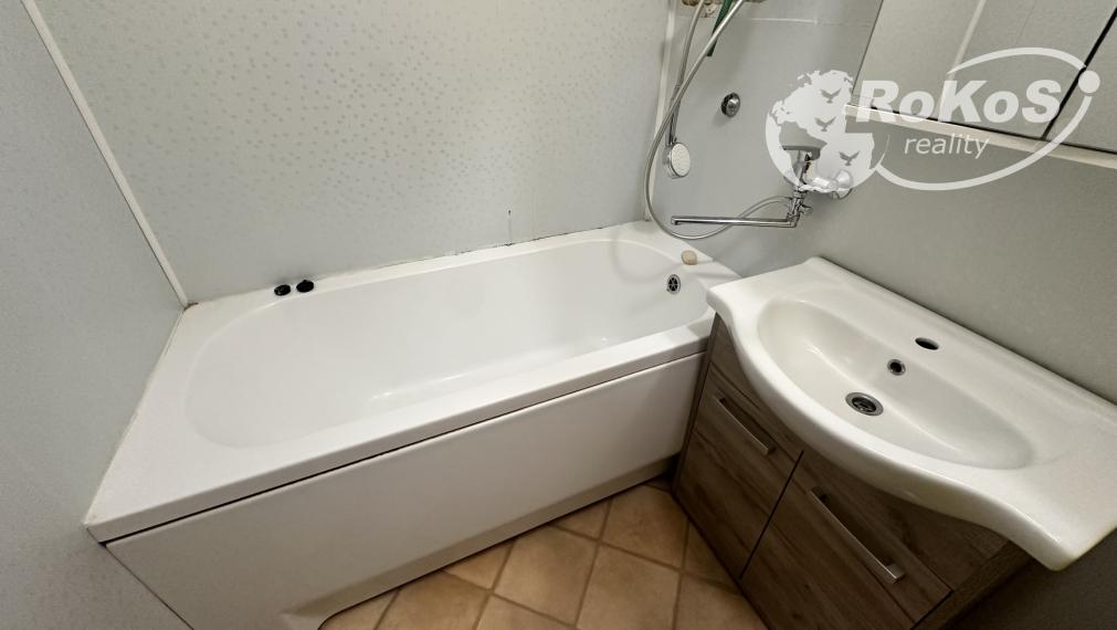 PREDAJ - 2 izbový byt, Letná ulica, Plešivec