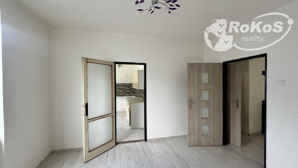 PREDAJ - 2 izbový byt, Letná ulica, Plešivec