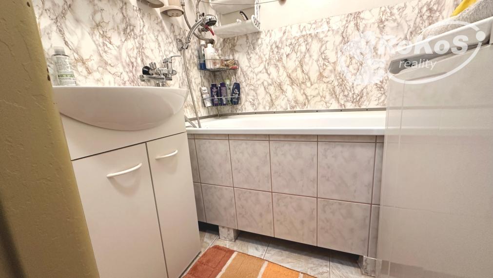 PREDAJ - 2 a pol izbový byt s balkónom, Letná ulica, Rožňava