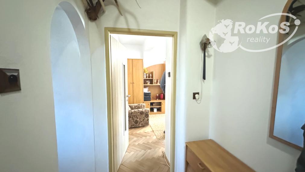 PREDAJ - 2 a pol izbový byt s balkónom, Letná ulica, Rožňava