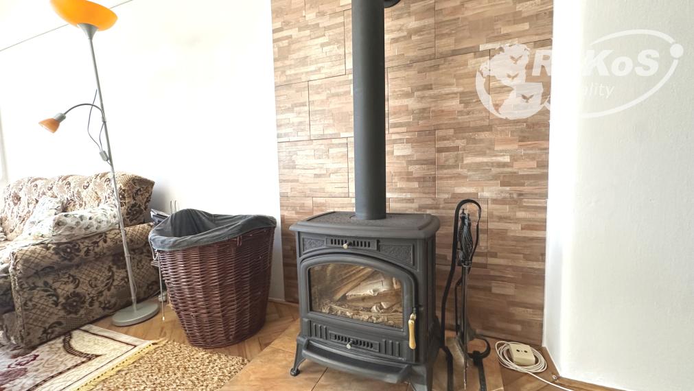 PREDAJ - 2 a pol izbový byt s balkónom, Letná ulica, Rožňava