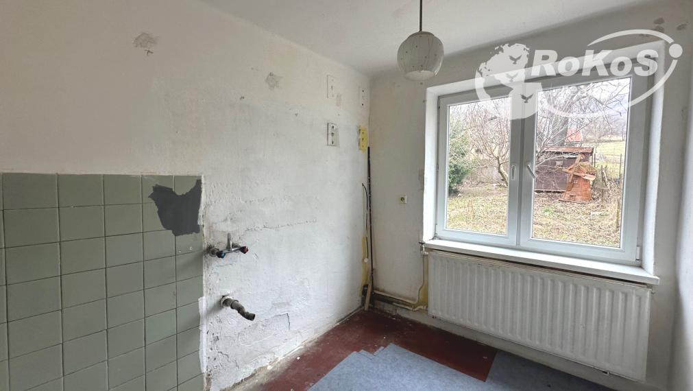 PREDAJ - 3 izbový byt s garážou a záhradou, Štítnik