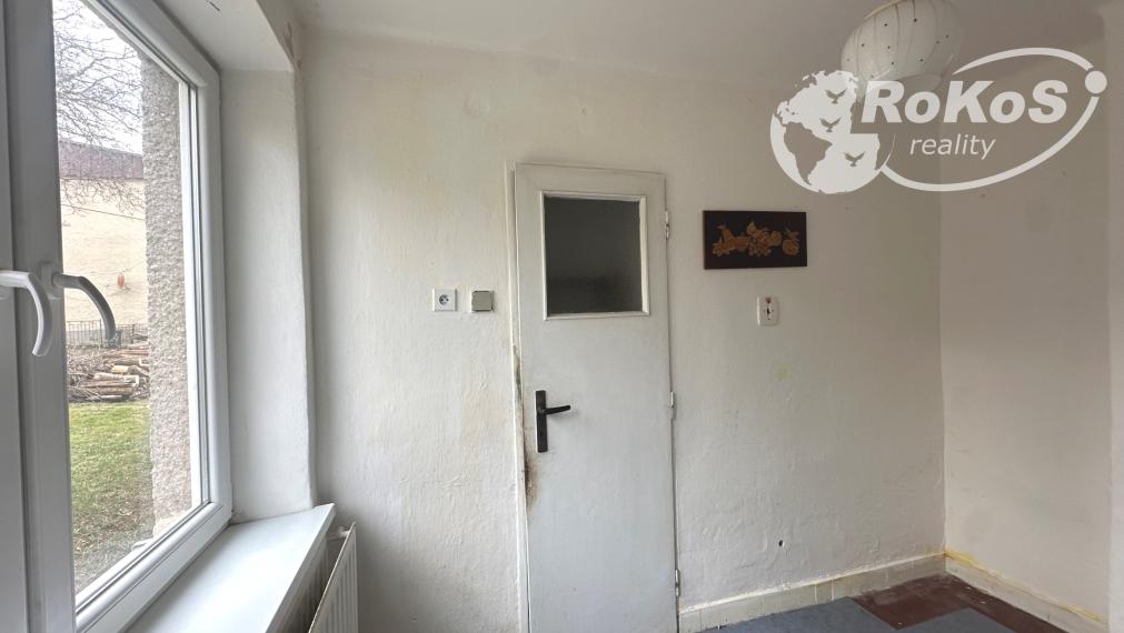 PREDAJ - 3 izbový byt s garážou a záhradou, Štítnik