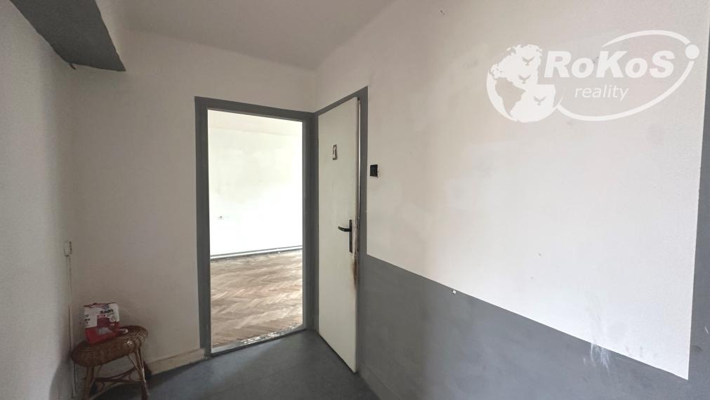 PREDAJ - 3 izbový byt s garážou a záhradou, Štítnik