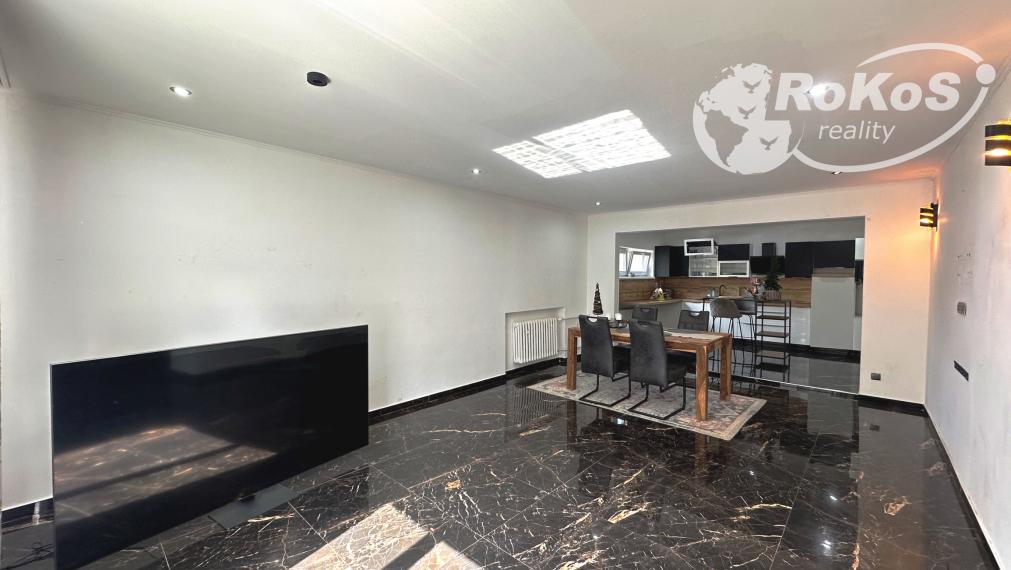 PREDAJ - Priestranný rodinný dom, Dobšiná, Železničná ulica