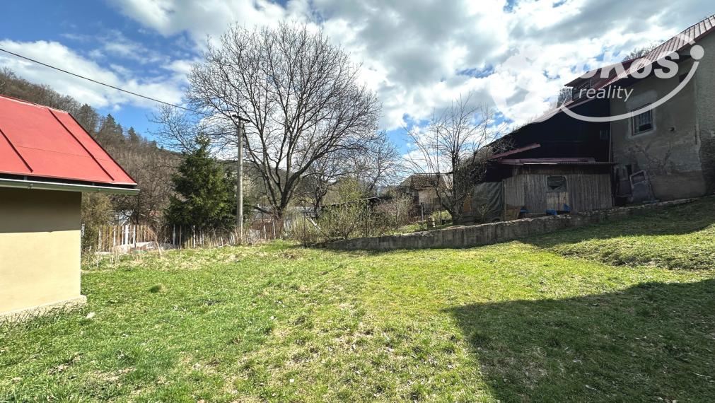 PREDAJ - Priestranný rodinný dom, Dobšiná, Železničná ulica