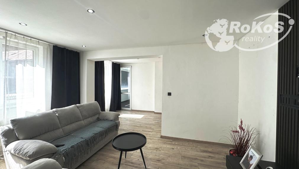 PREDAJ - Priestranný rodinný dom, Dobšiná, Železničná ulica