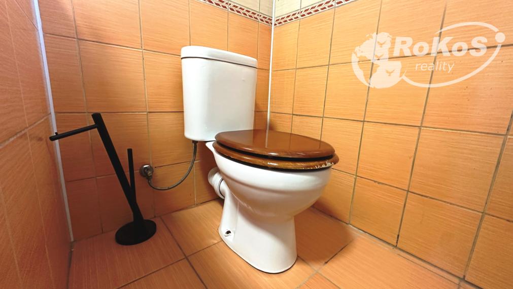 PREDAJ - Priestranný rodinný dom, Dobšiná, Železničná ulica