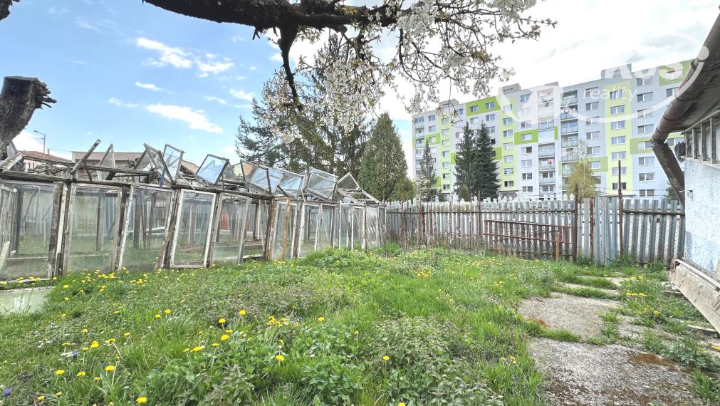 PREDAJ - Dvojgeneračný rodinný dom v Rožňave