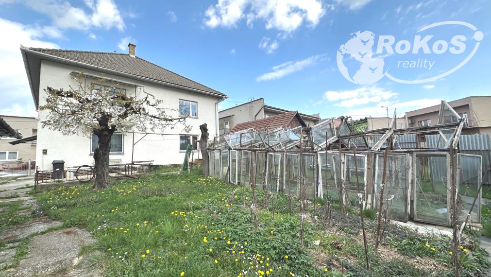 PREDAJ - Dvojgeneračný rodinný dom v Rožňave