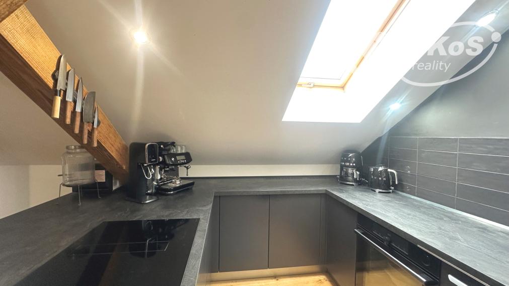 PREDAJ - Podkrovný 3 izbový byt, Štítnická ulica, Rožňava