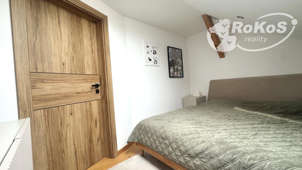 PREDAJ - Podkrovný 3 izbový byt, Štítnická ulica, Rožňava