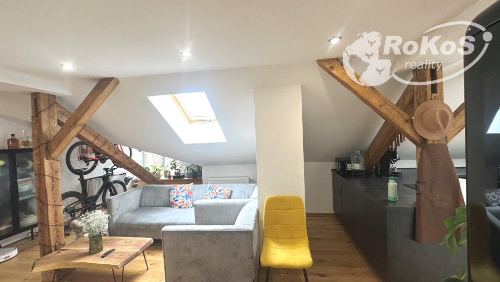 PREDAJ - Podkrovný 3 izbový byt, Štítnická ulica, Rožňava