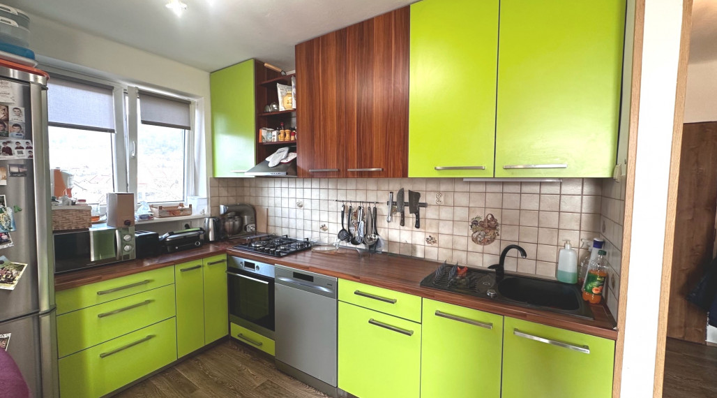 rezervované - PREDAJ - 3 izbový byt s balkónom, Štítnik