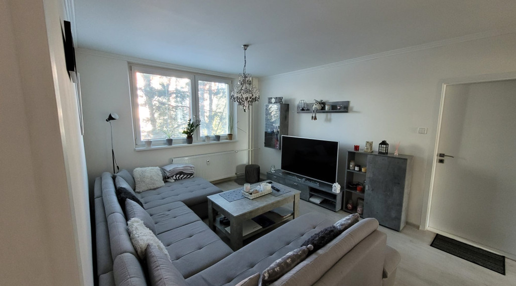 rezervované - PRENÁJOM - 3 izbový byt s balkónom, Edelényská ulica, Rožňava