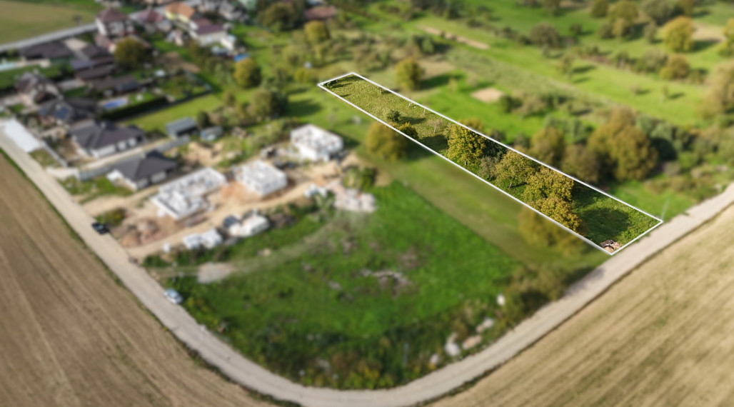 PREDAJ - Rovinatý pozemok Brzotín