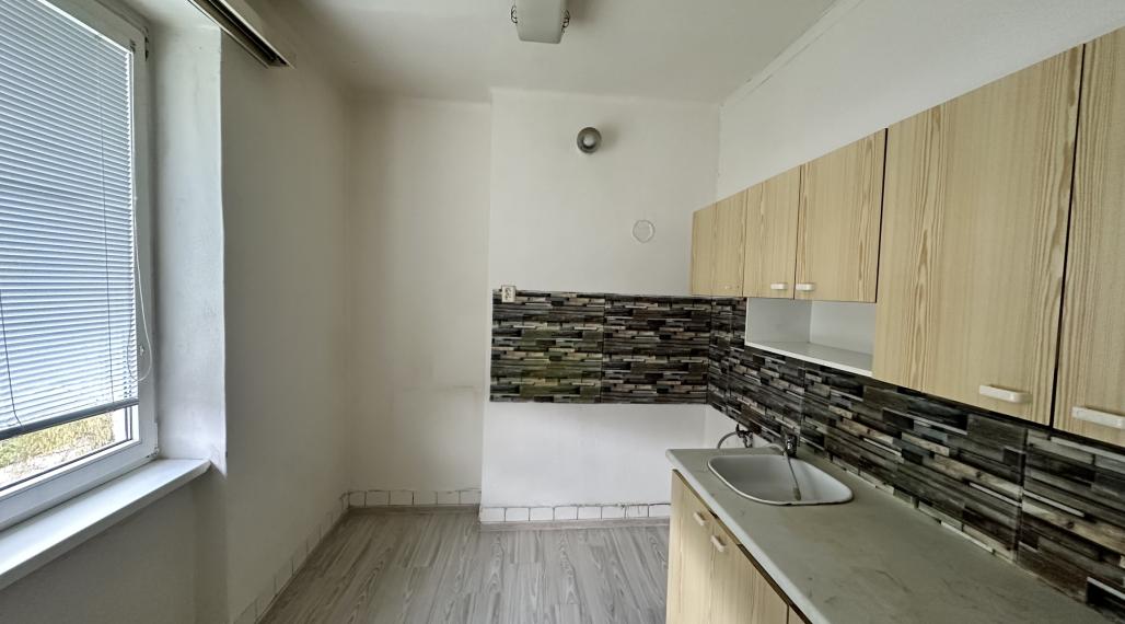 PREDAJ - 2 izbový byt, Letná ulica, Plešivec