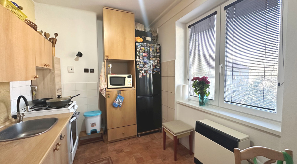 PREDAJ - 2 a pol izbový byt s balkónom, Letná ulica, Rožňava