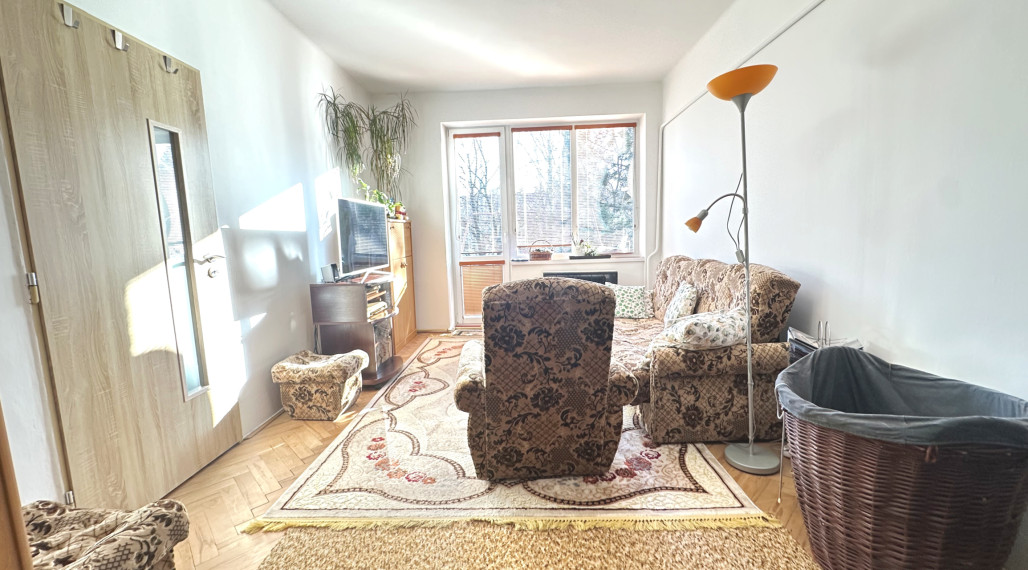 PREDAJ - 2 a pol izbový byt s balkónom, Letná ulica, Rožňava