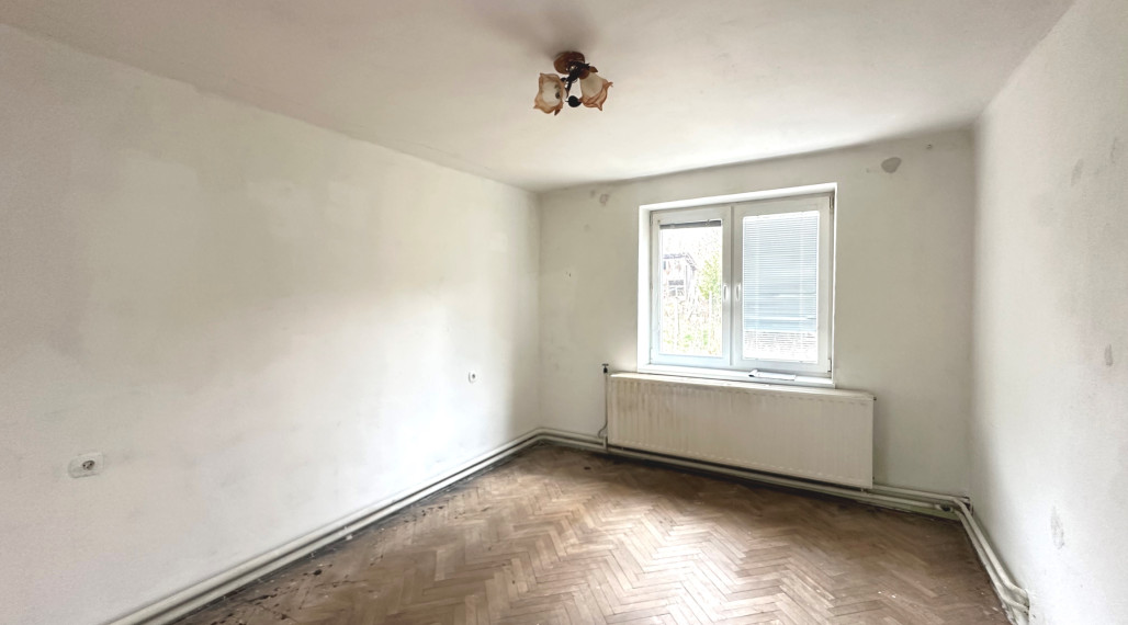 PREDAJ - 3 izbový byt s garážou a záhradou, Štítnik