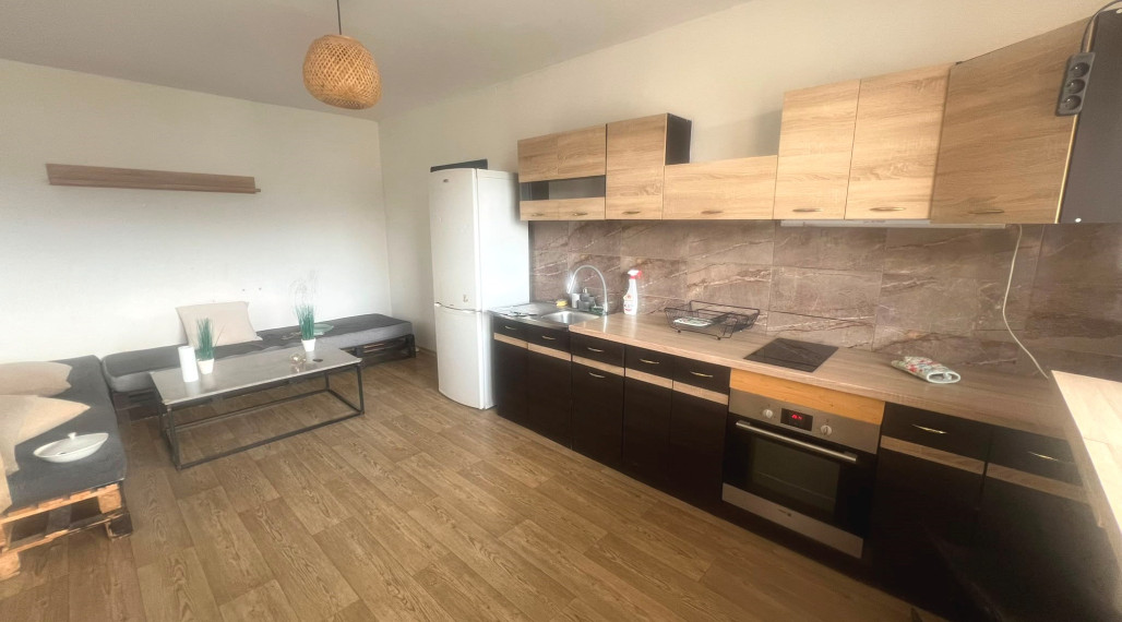 PREDAJ - 1 izbový byt s dvoma balkónmi, Komenského ulica, Rožňava