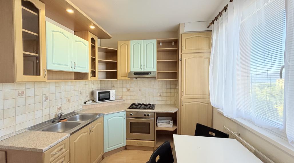 PREDAJ 3 izbový byt s balkónom, Edelényská ulica, Rožňava