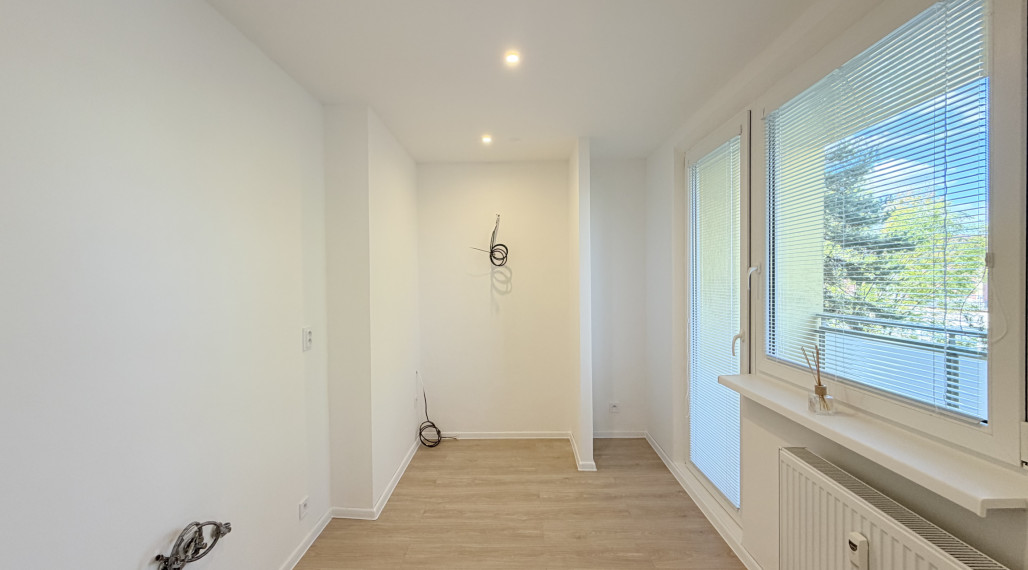 PREDAJ Priestranný 3 izbový byt s balkónom, Komenského, Rožňava