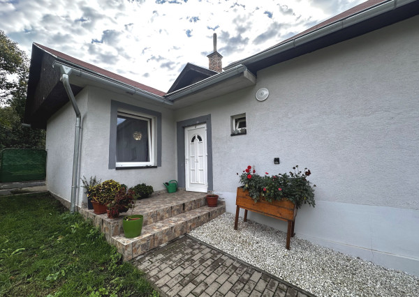 PREDAJ - rodinný dom v obci Rudná