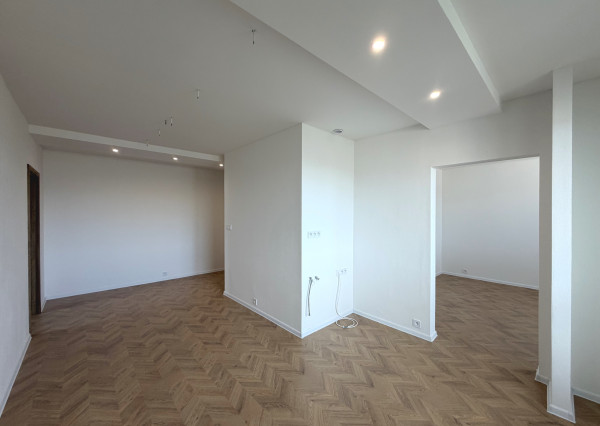 PREDAJ - Priestranný 3 izbový byt s balkónom, Edelényska ulica, Rožňava