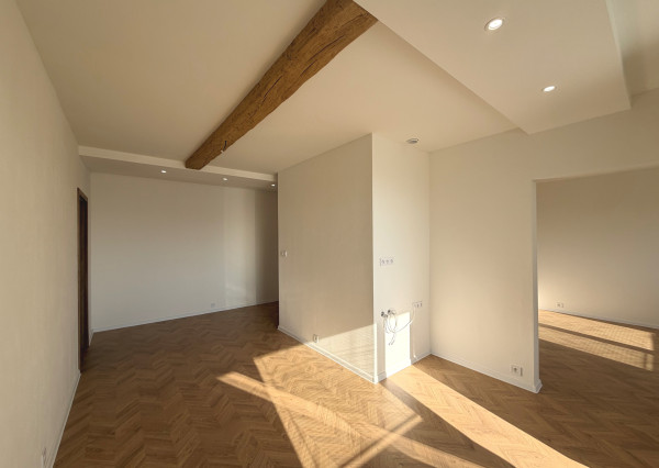 PREDAJ - Priestranný 3 izbový byt s balkónom, Edelényska ulica, Rožňava