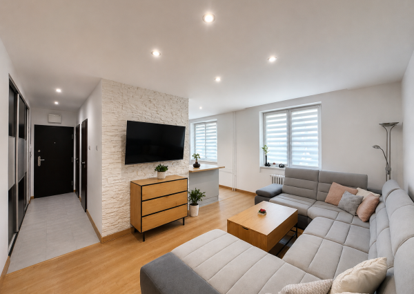 PREDAJ - 3 izbový byt s balkónom, Jarná ulica, Rožňava