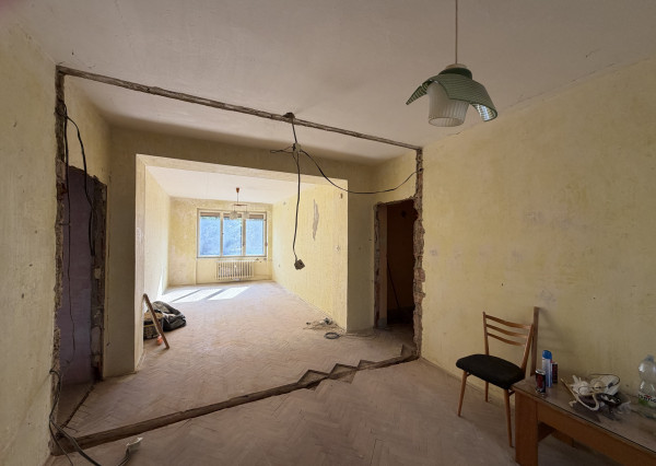 PREDAJ - 3 izbový byt, Šafárikova ulica, Rožňava