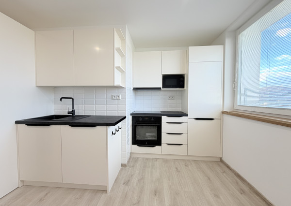 PREDAJ Slnečný 3 izbový byt, Zakarpatská ulica, Rožňava